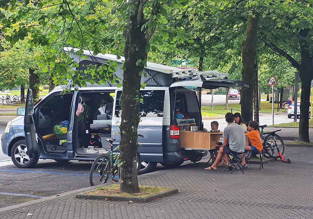 Imagen principal - Berio, parking no oficial de autocaravanas