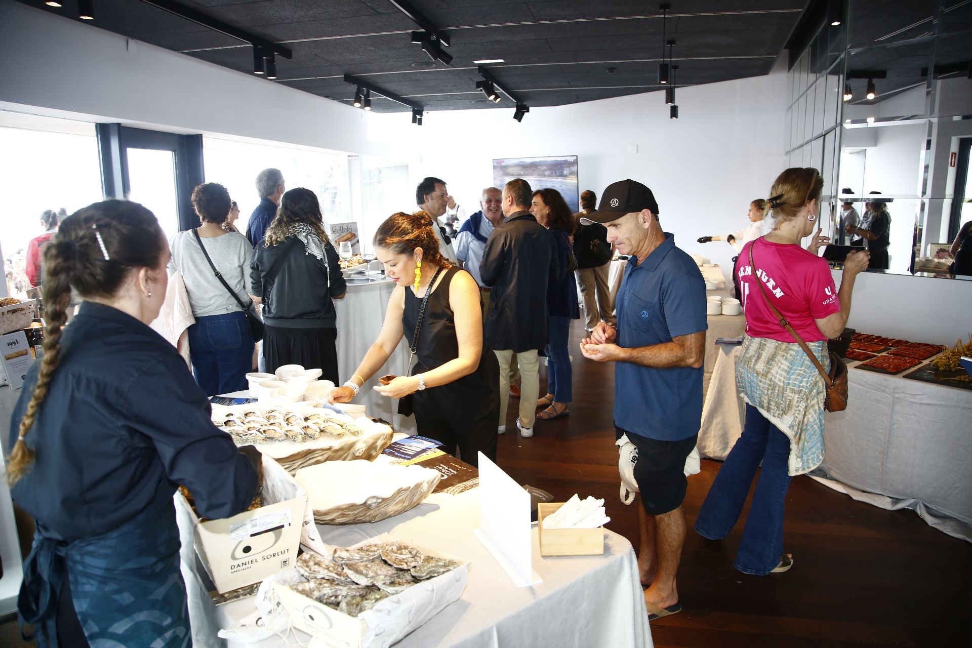 Ambiente de gala en Gastropadak de DV
