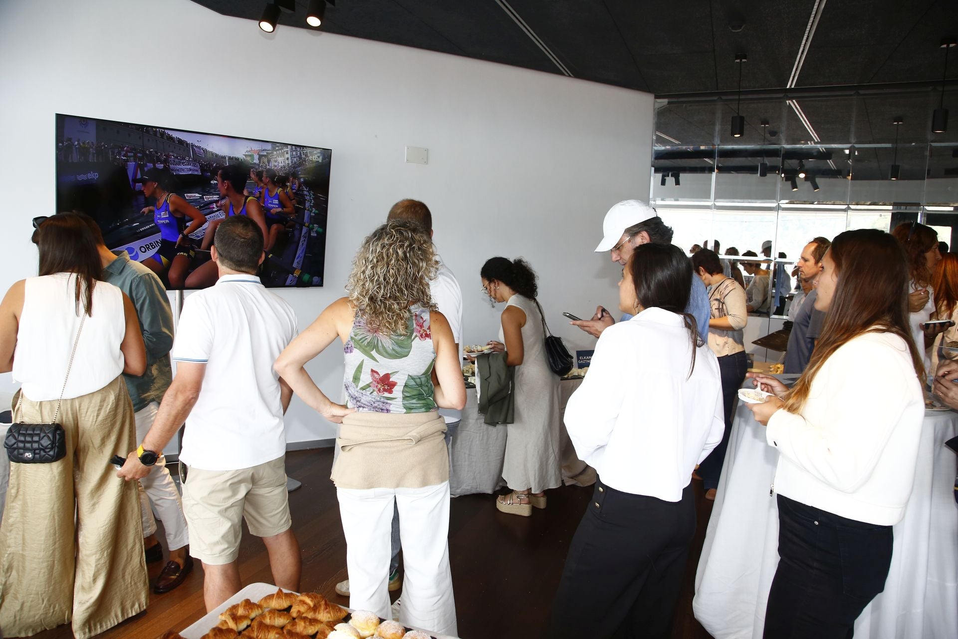 Ambiente de gala en Gastropadak de DV