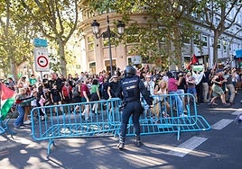 Protestas propalestinas durante la etapa final de la Vuelta Ciclista en Madrid.