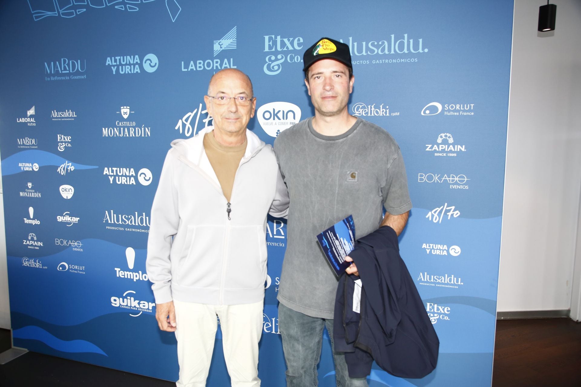 Photocall de la fiesta de DV para disfrutar de la Bandera de La Concha