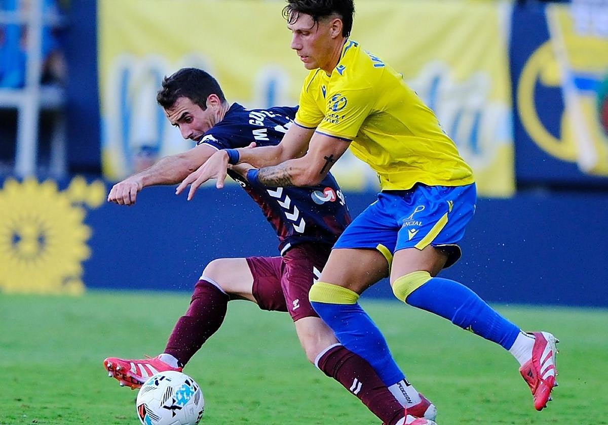 El Eibar no pudo sumar puntos en su visita a Cádiz tras caer derrotados nuevamente por la mínima.