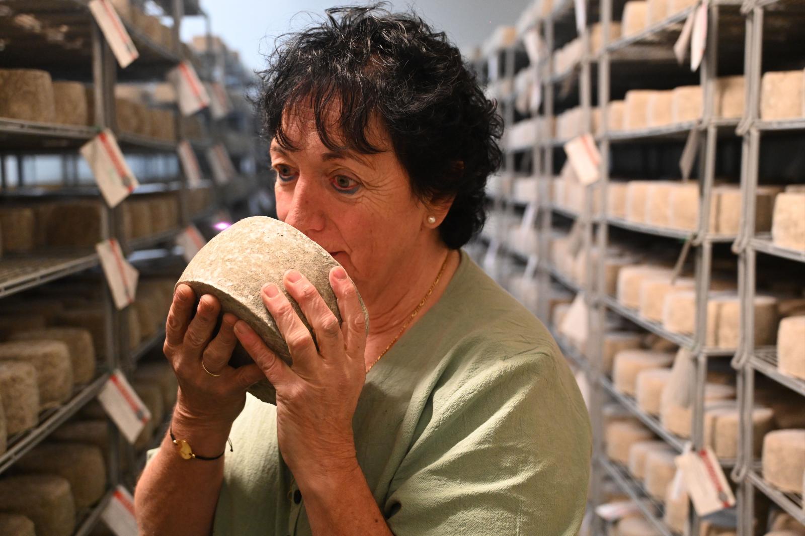 La familia Jauregi Gorrotxategi abre a DV las puertas de la quesería La Leze