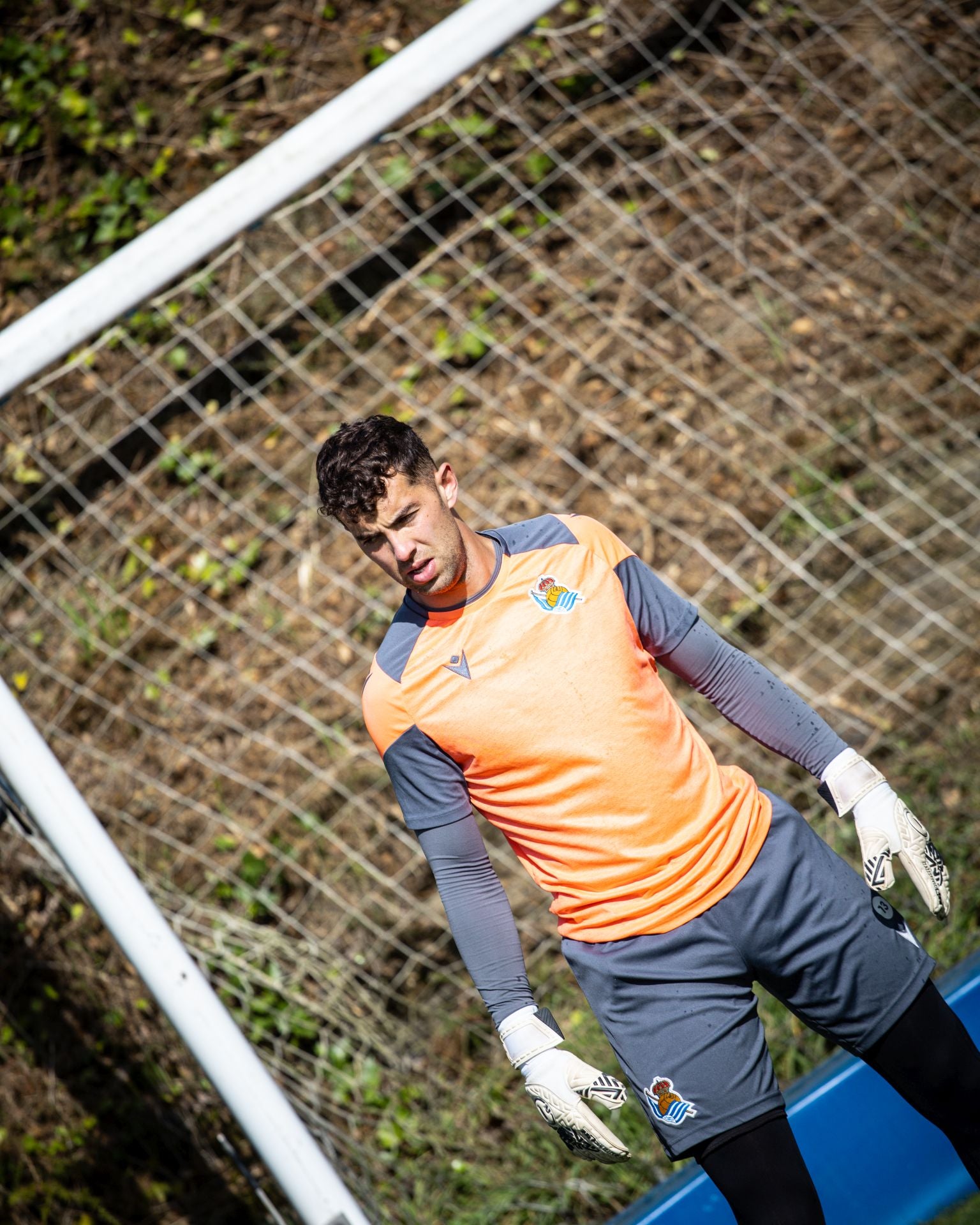 Sergio dirige un entrenamiento con muchas novedades