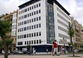 Edificio del Gobierno Vasco situado en la calle Andía, en San Sebastián.