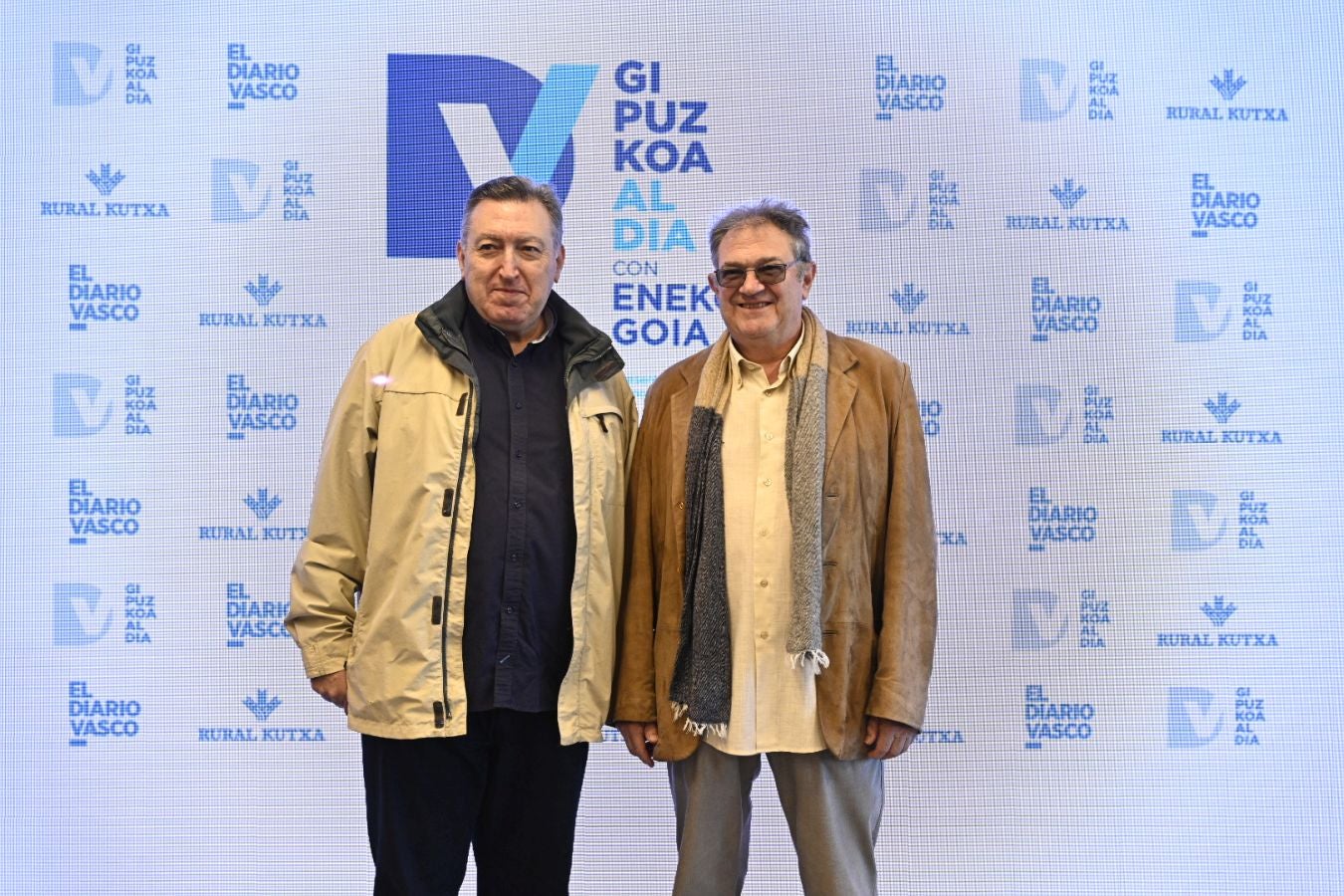 Jose Antonio Ibiriku, presidente de Gipuzkoa Basket Fundazioa, e Iñaki Almandoz, presidente de Askatuak.