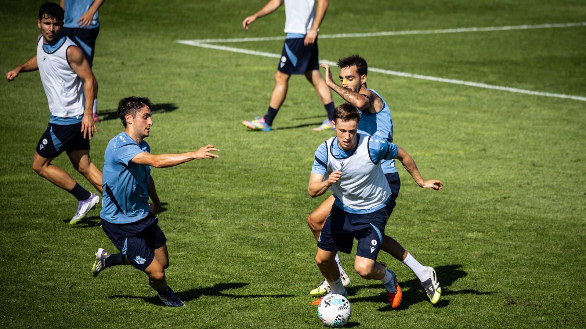 Ganas de reaccionar y sol en Zubieta