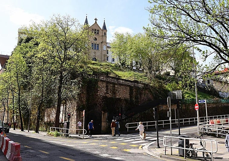 Goia responde a los ataques de Odón Elorza: «Espero no ser así cuando deje de ser alcalde»