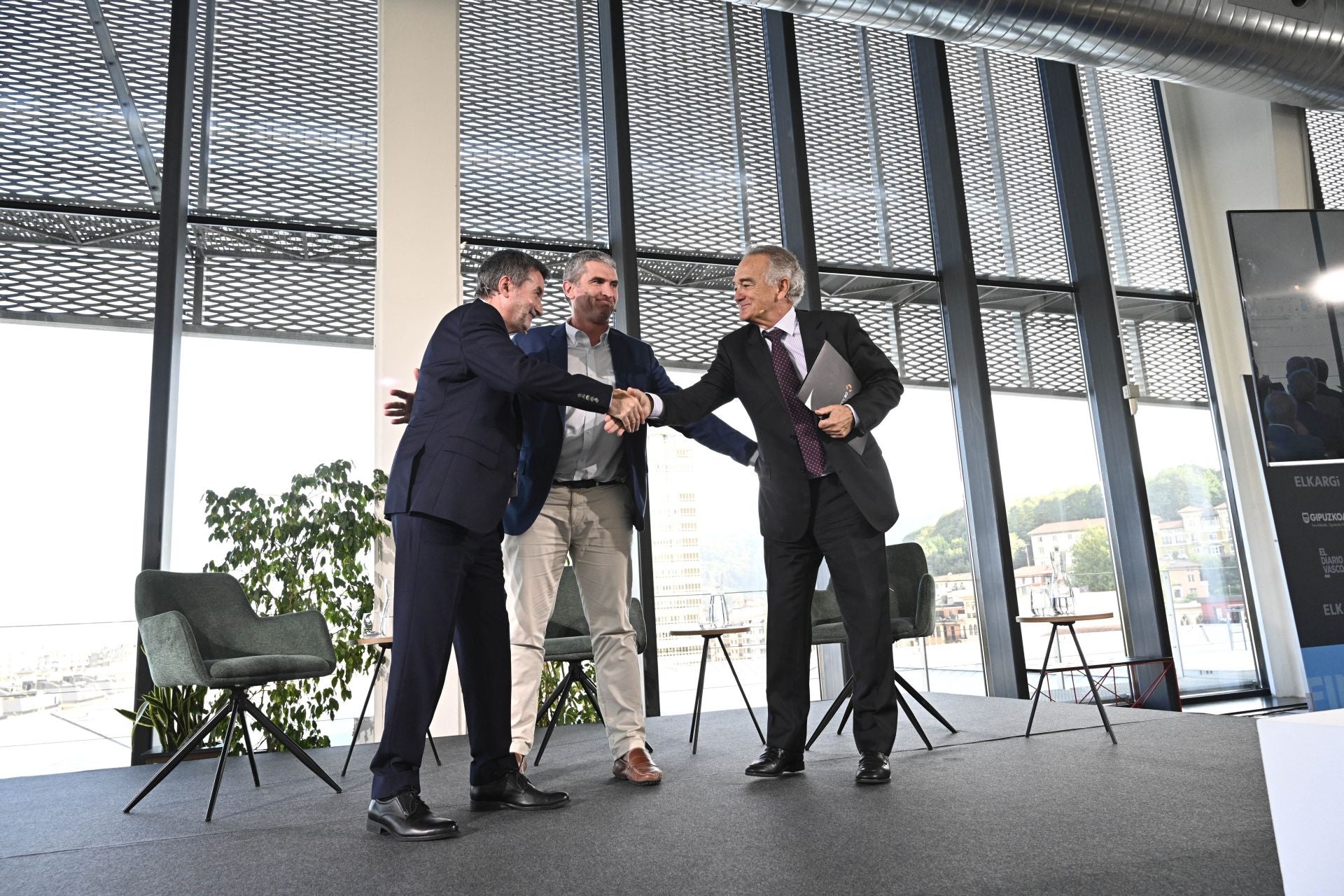 Amplia representación empresarial e institucional en el Foro Finanza de Elkargi