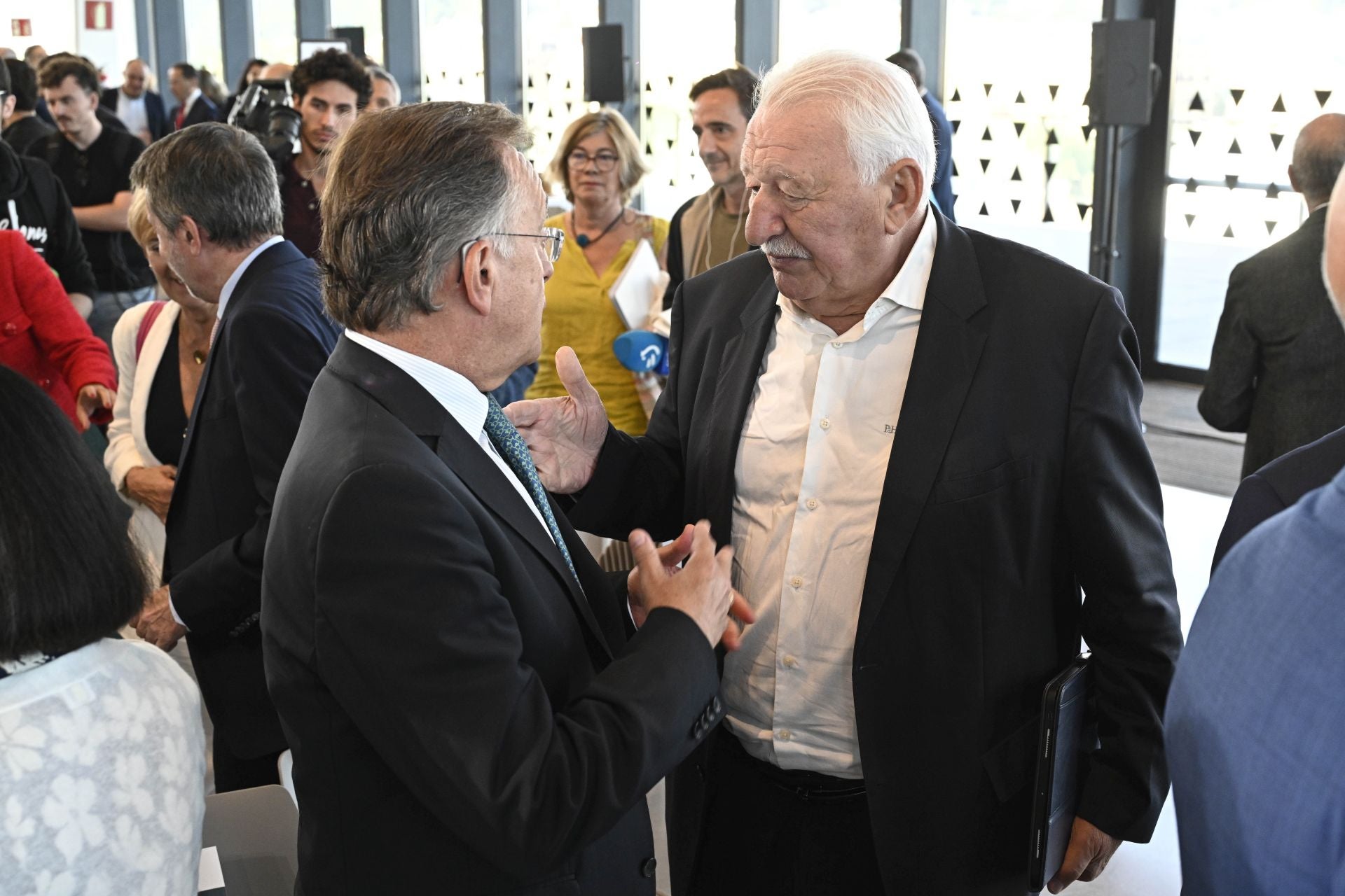 Amplia representación empresarial e institucional en el Foro Finanza de Elkargi