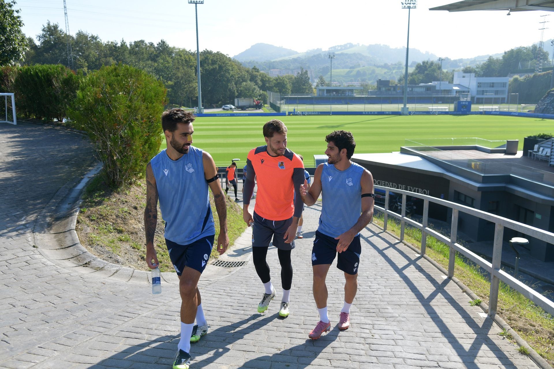 Caluroso último entrenamiento en Zubieta