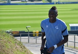 Sadiq Umar, dispuesto a entrenar en la sesión de este viernes en Zubieta