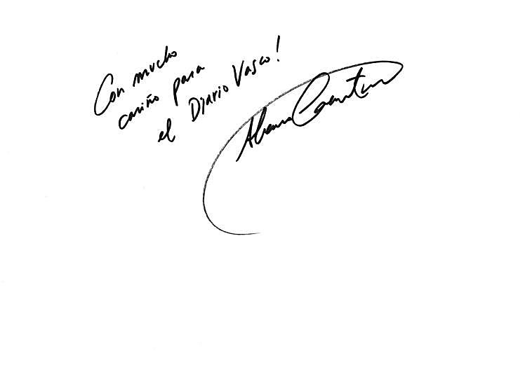 u dedicatoria, «con mucho cariño al Diario Vasco».