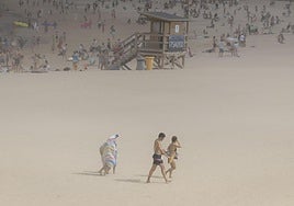 Una galernilla ha bajado siete grados los termómetros en Donostia en unos minutos