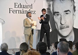 El ministro Ernest Urtasun, durante la entrega del Premio Nacional de Cinematografía a Eduard Fernández.