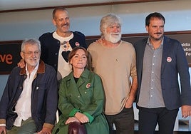 Jose Ramon Soroiz, Jose Mari Goenaga, Nagore Aramburu, Kandido Uranga y Aitor Arregi, tras el pase matinal de la aclamada 'Maspalomas'.