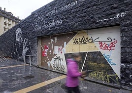 Local de la plaza de Benta Berri que se acondicionará para su uso como aparcamiento de bicicletas.