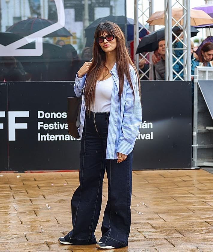 Imagen secundaria 2 - Isco Alarcón y Sara Sálamo a su llegada al Hotel María Cristina.