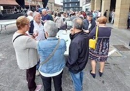 Fenomenal aspecto que presentó San Juan Plaza en el mediodía del domingo gracias a la fiesta extremeña.