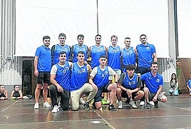 El equipo sénior masculino cosechó su primera victoria de la temporada.