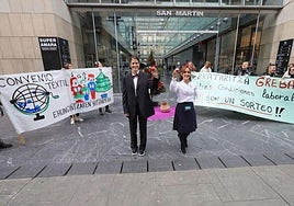 La subida del SMI a 1.500 euros afectaría a 120.000 trabajadores vascos, entre ellos los del comercio.