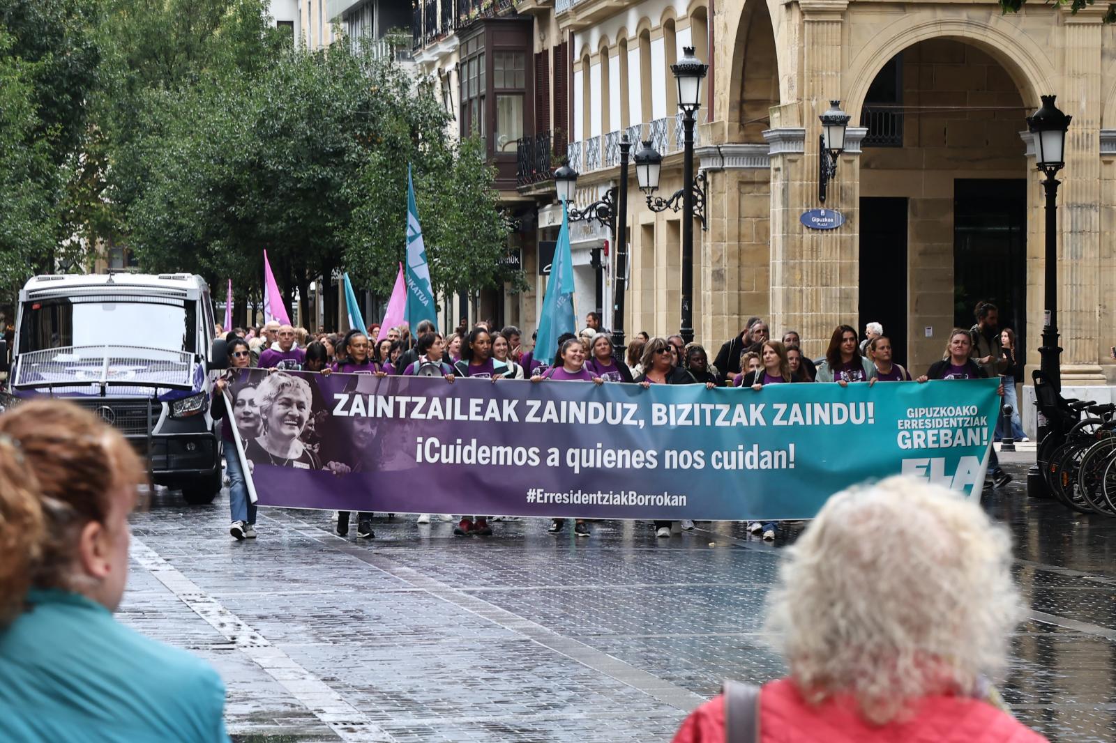Trabajadoras de las residencias de Gipuzkoa, contra la precariedad laboral