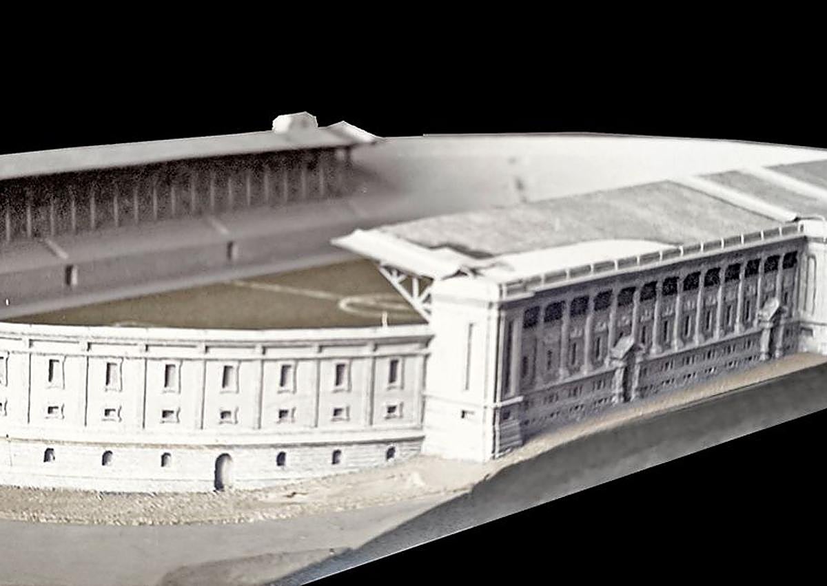 Imagen secundaria 1 - Campos de deporte de Anoeta con las piscinas al fondo y el merendero Xanti en primer plano, en los años 50. Debajo, maqueta de 1928 del Stadium de Ramón Cortázar.
