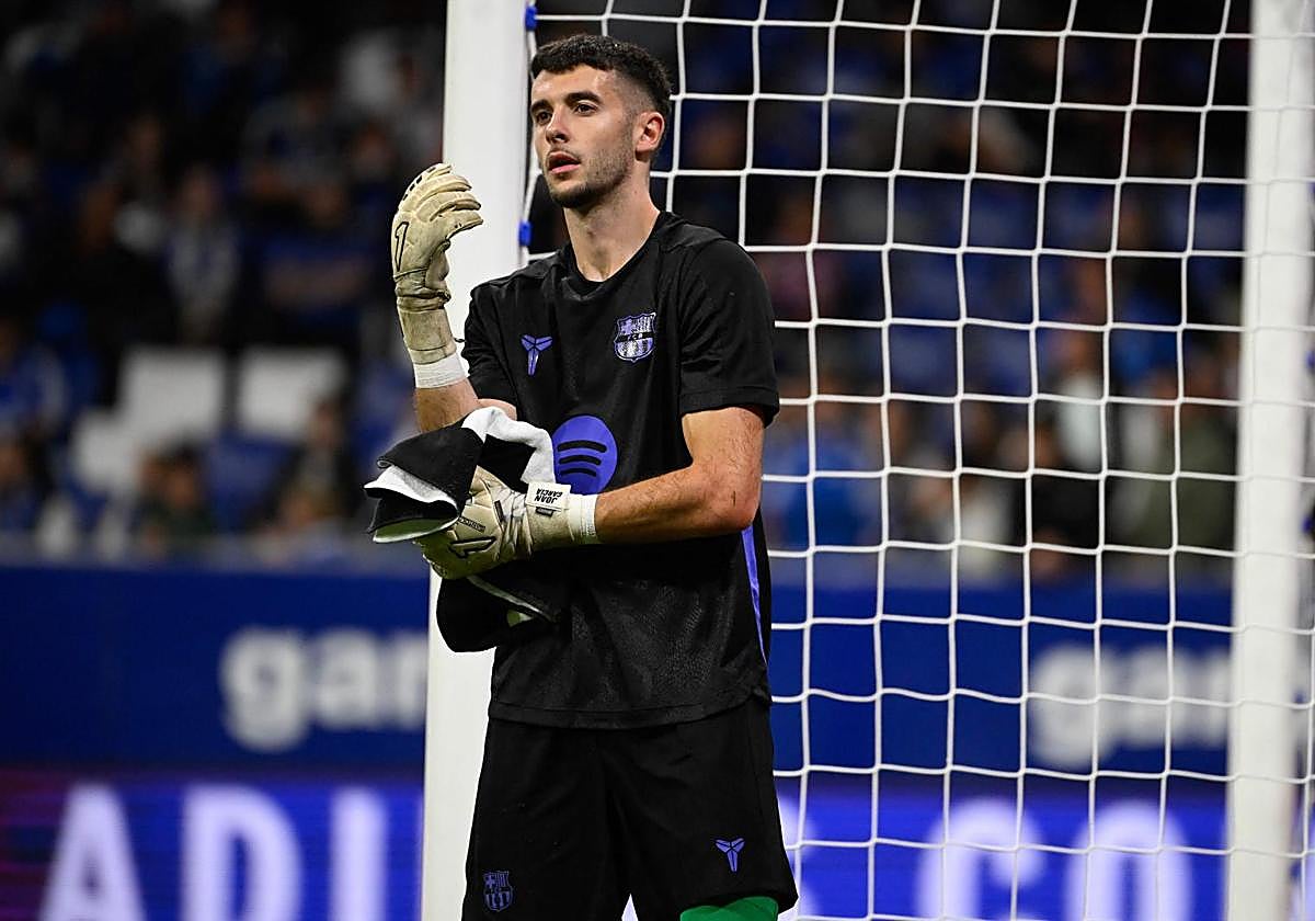 Joan García, antes del duelo entre el Oviedo y el Barça