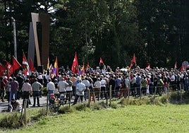 Vista del homenaje desarrollado en 2009 junto a Intxortako Atea.