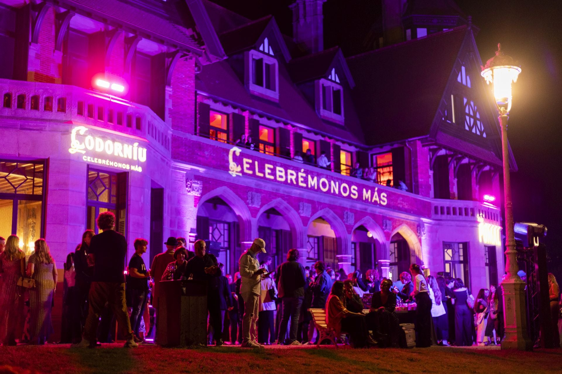 La fiesta del Zinemaldia después de la entrega de premios