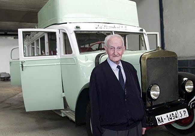 Jesús Labayen, fallecido en 2004, fue el primer chofer de la ruta Pamplona-San Sebastián.