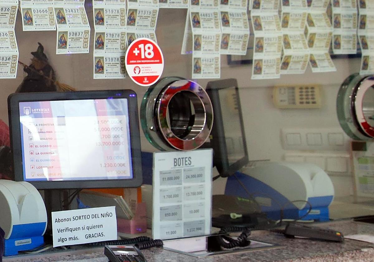 Mostrador de una administración de loterías.