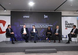 El periodista de este diario Mikel Calvo moderó una charla en la que participaron Jesús Valero, Román Orús, Nerea Aranguren, Patricio Massera y Amadeo Valcarce.