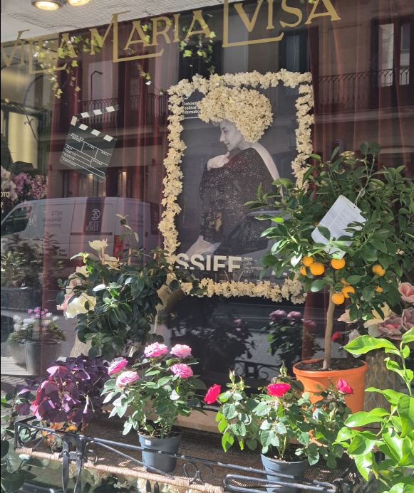 Segundo premio para la floristería Villa María Luisa.