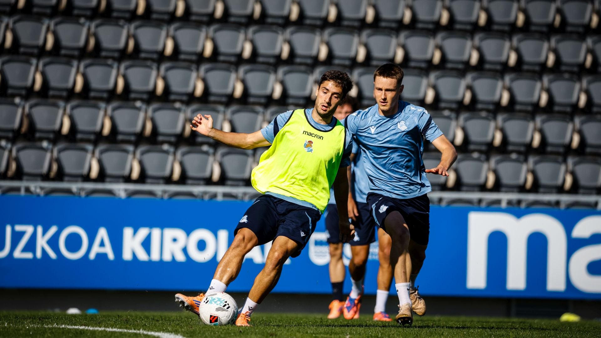 Sergio recupera jugadores en Zubieta