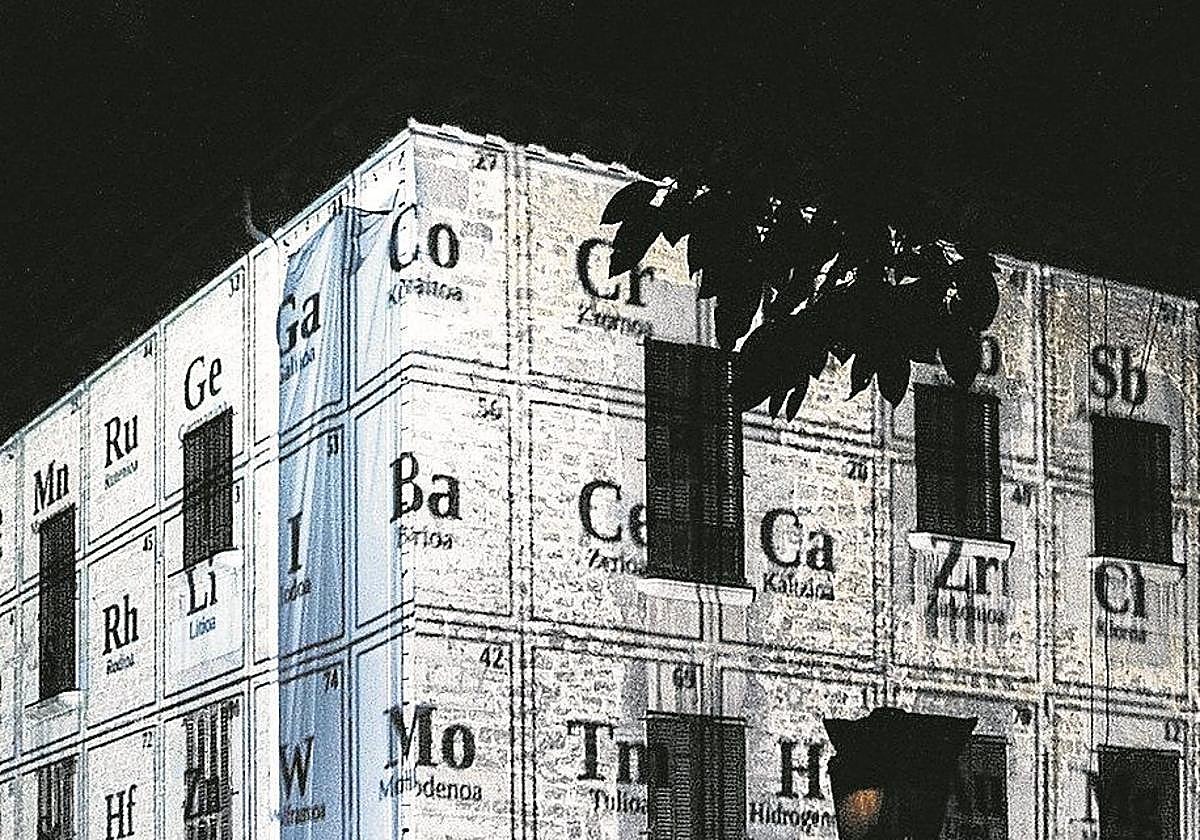 Tecnología de mapping sobre las fachadas del museo en la fiesta de décimo aniversario.