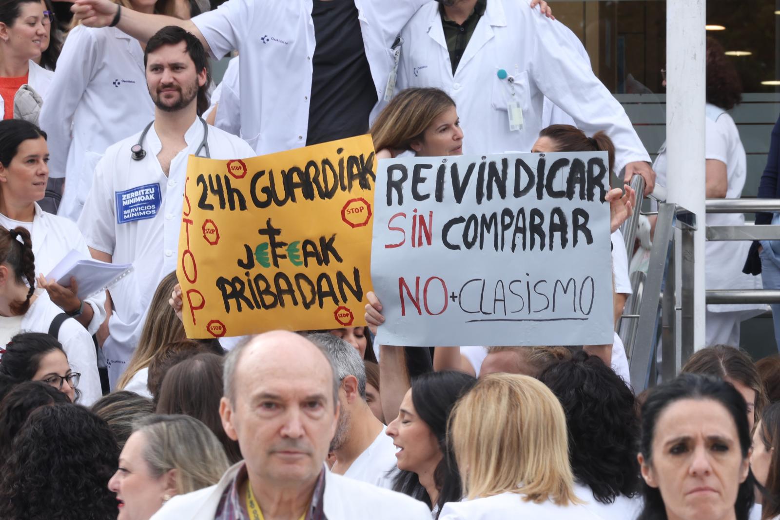 Los médicos paran y reclaman un estatuto propio