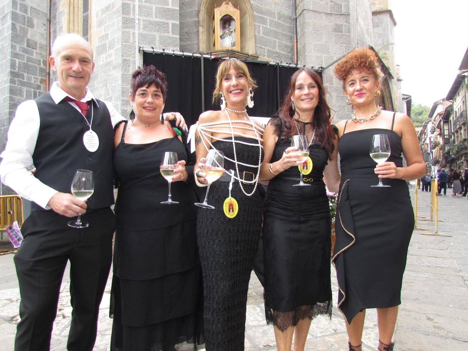 Arrasate se viste de gala para celebrar Maritxu Kajoi