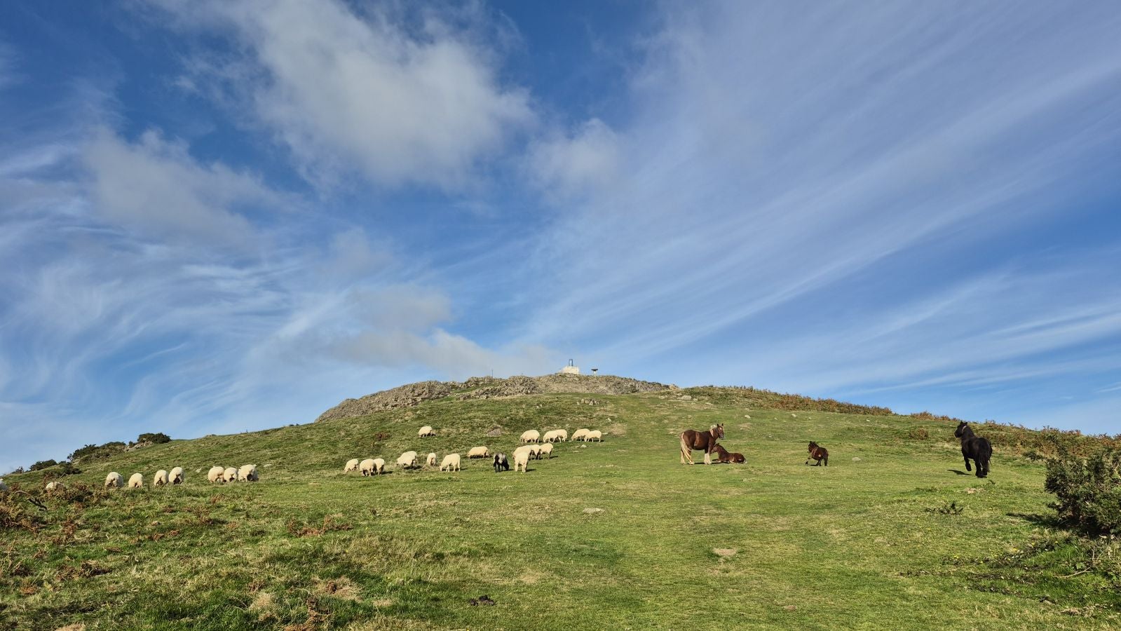Hermosas vistas desde el Santuario de Arrate