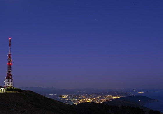 San Sebastián y Pasaia vistos desde la cima del monte Jaizkibel.