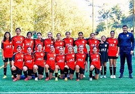 La plantilla que forma el Urki JAZ de esta temporada, el equipo femenino del club eibarrés.