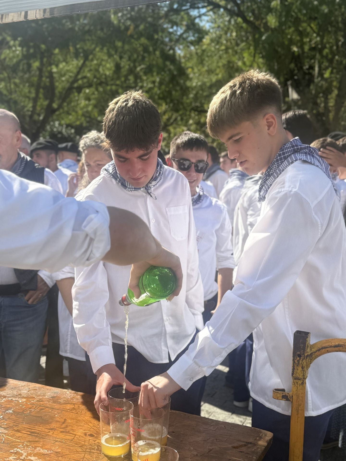 Las kuadrillas llenan un Oñati muy &#039;tropical&#039;