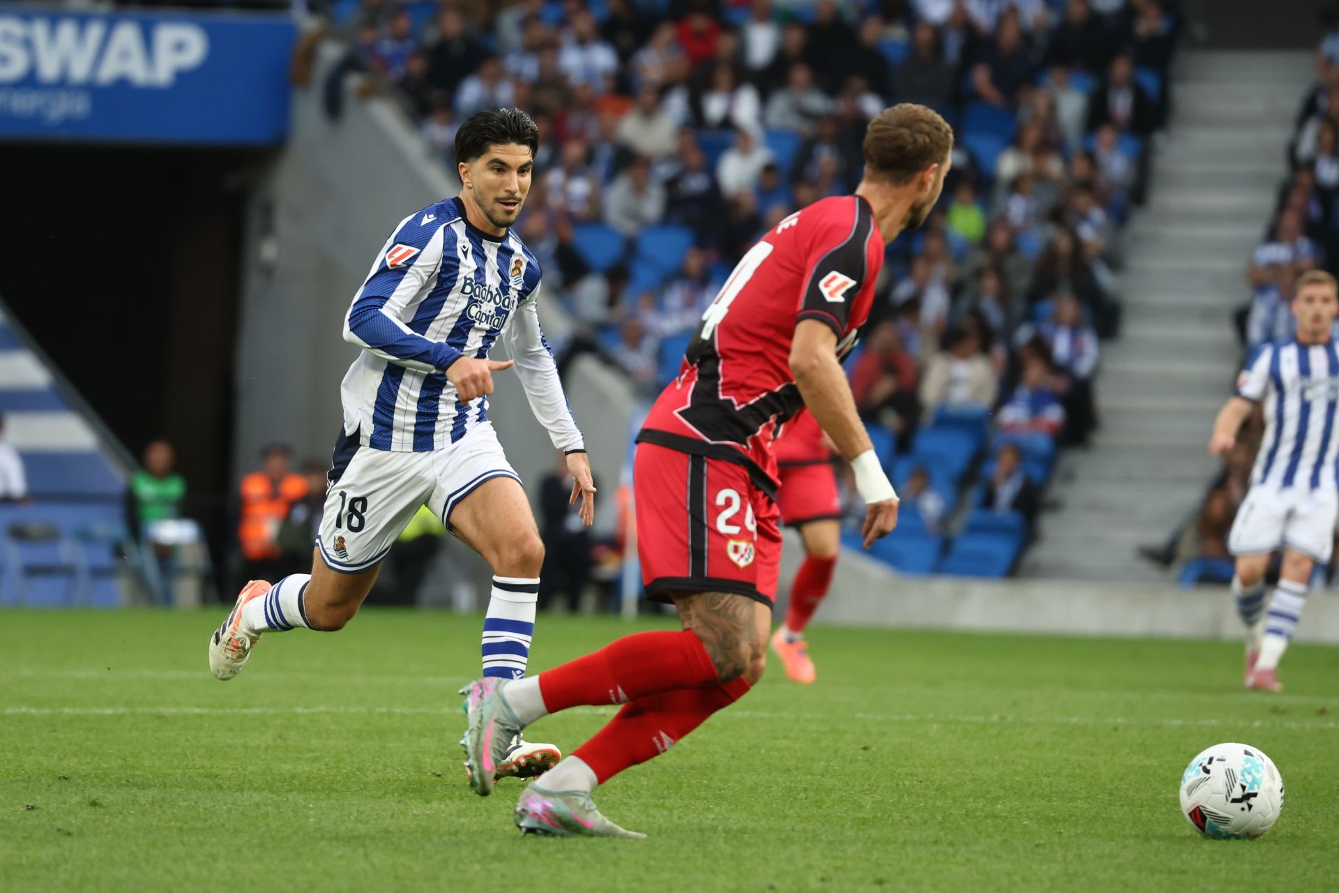 Las mejores imágenes del encuentro entre la Real Sociedad y el Rayo Vallecano