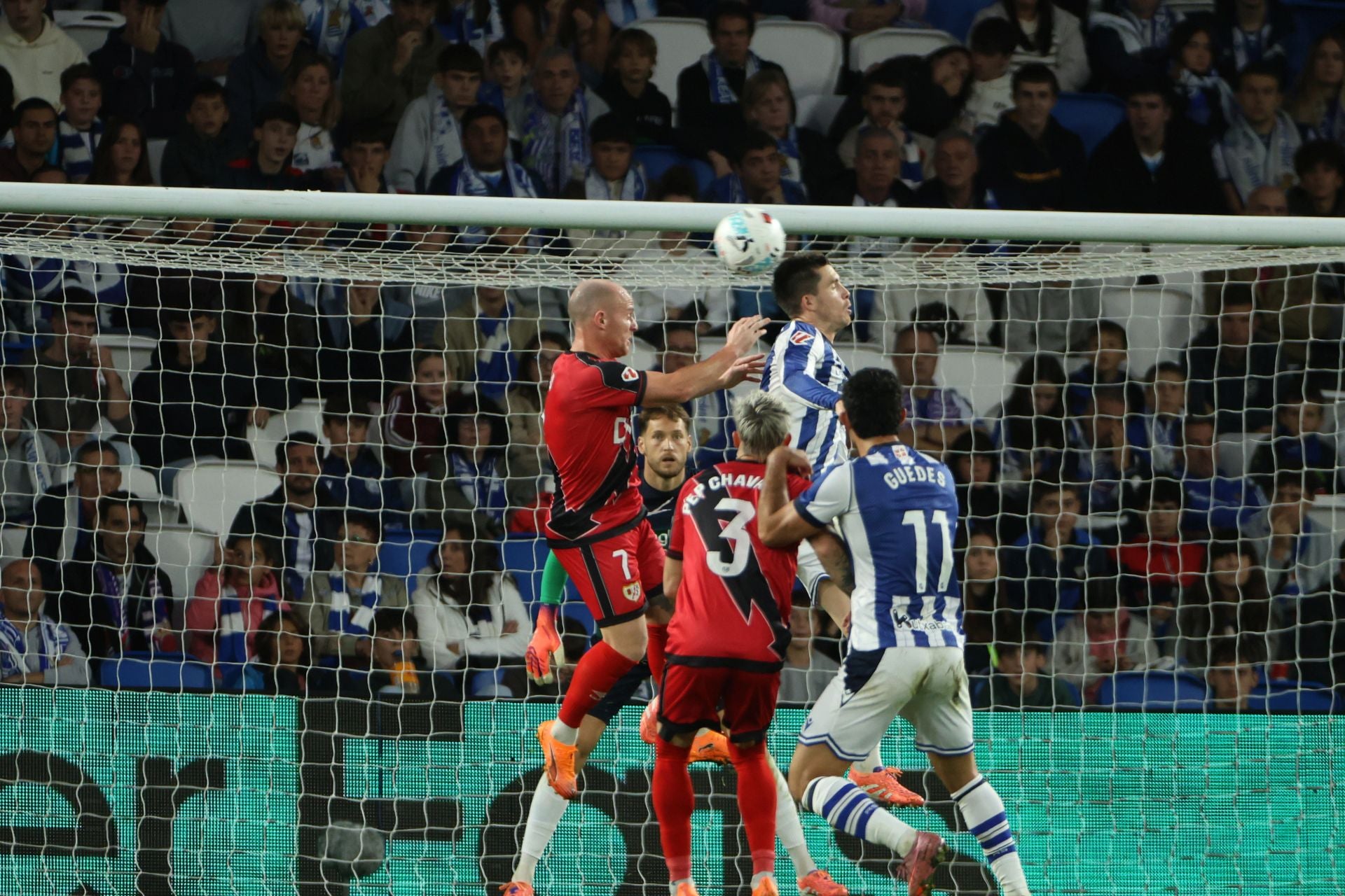 Las mejores imágenes del encuentro entre la Real Sociedad y el Rayo Vallecano