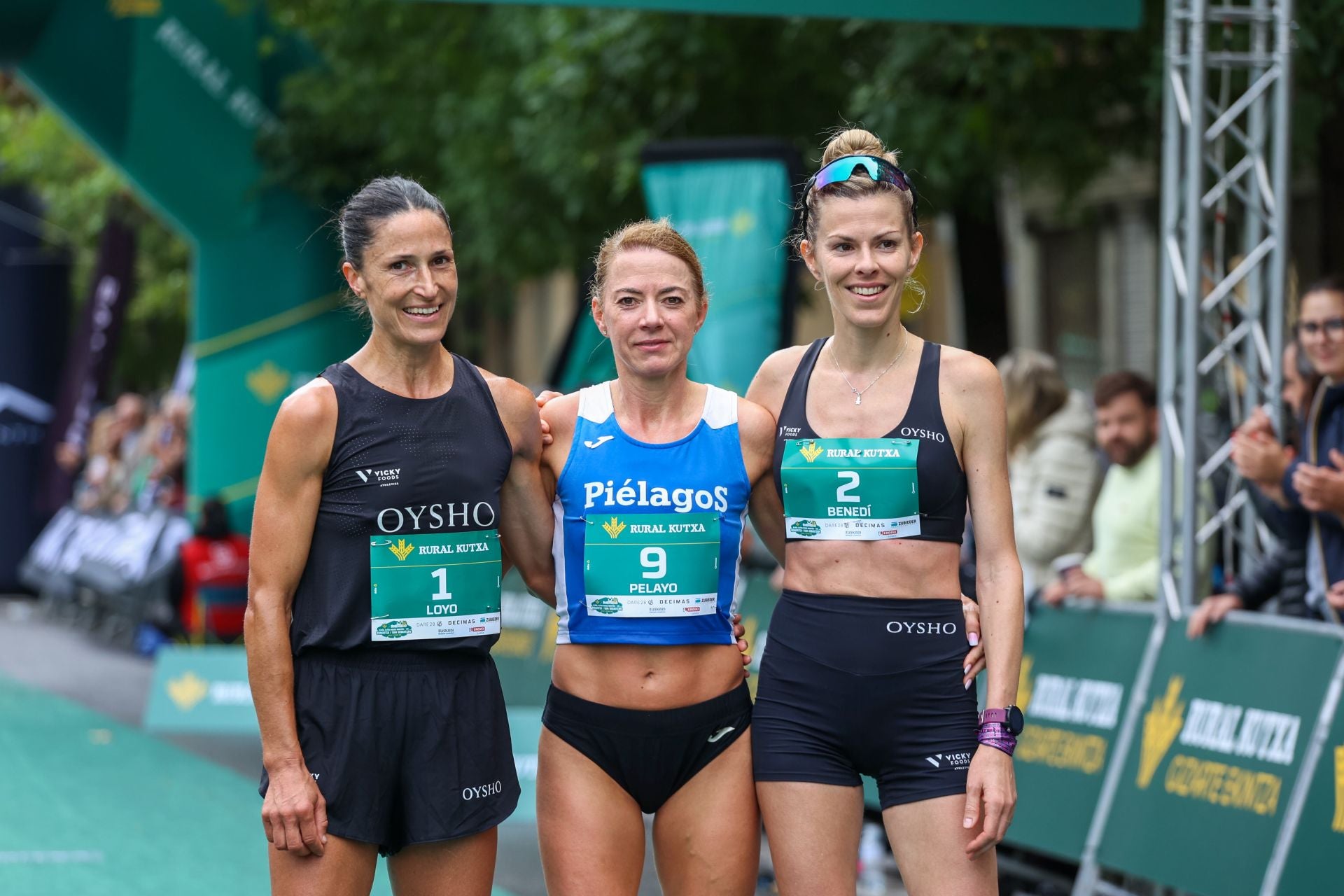 Irene Pelayo y Artur Bossy ganan el Medio Maratón de Donostia