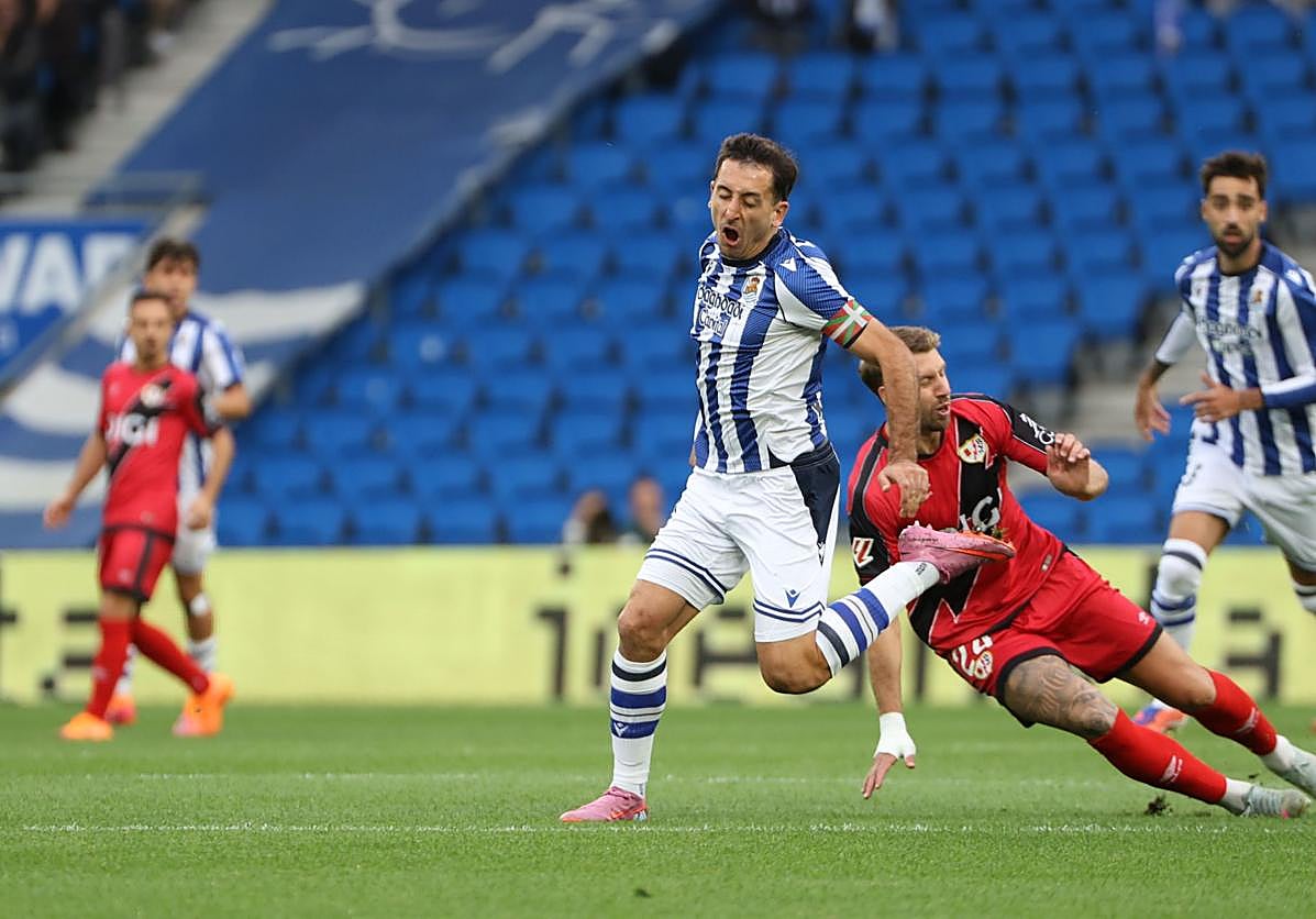 Las mejores imágenes del encuentro entre la Real Sociedad y el Rayo Vallecano