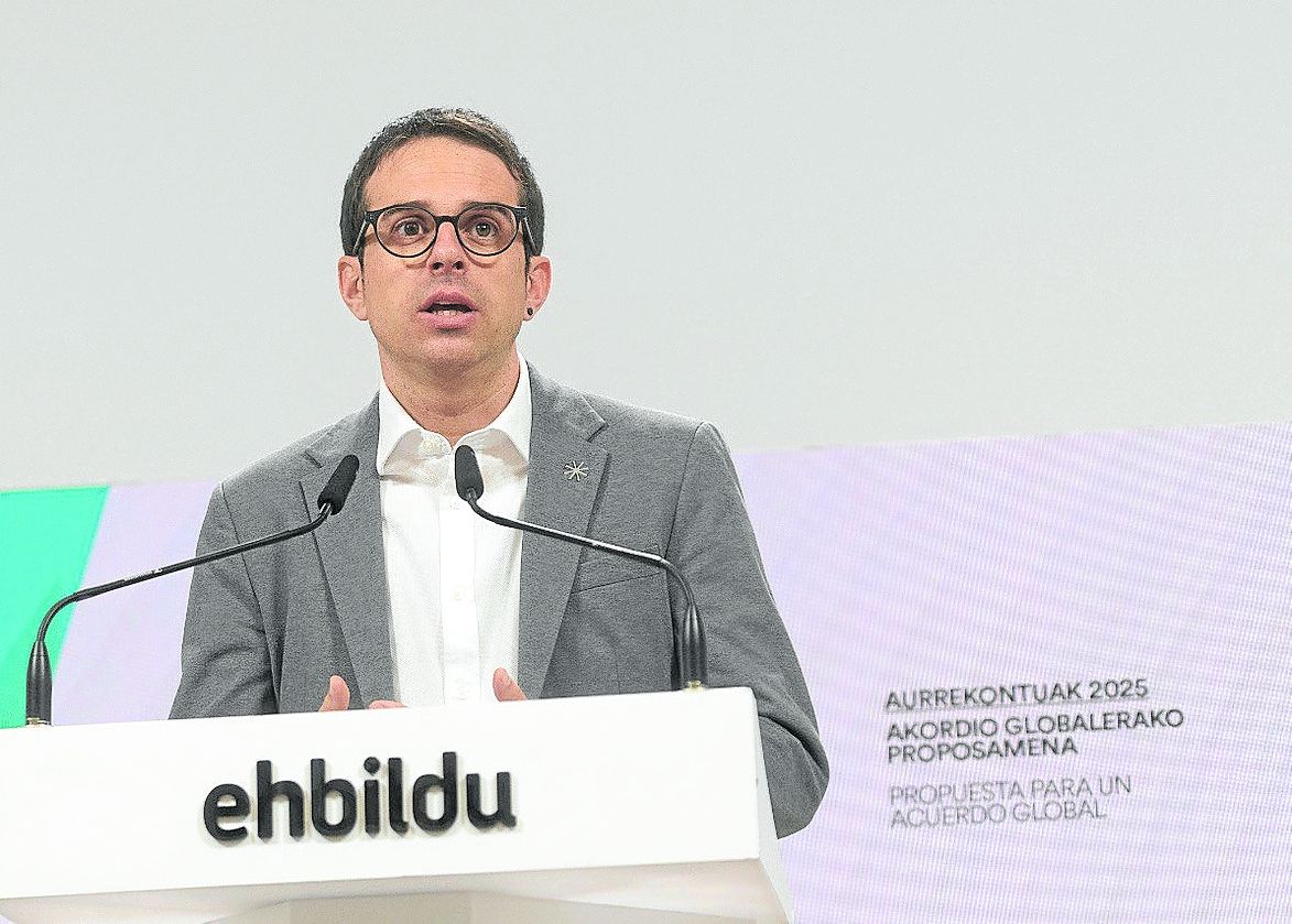 El portavoz de EH Bldu en el Parlamento Vasco, Pello Otxandiano.