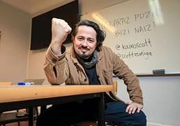 El americano que comparte sus avances con el euskera en TikTok: «Cuanto más descubro, más quiero acercarme»