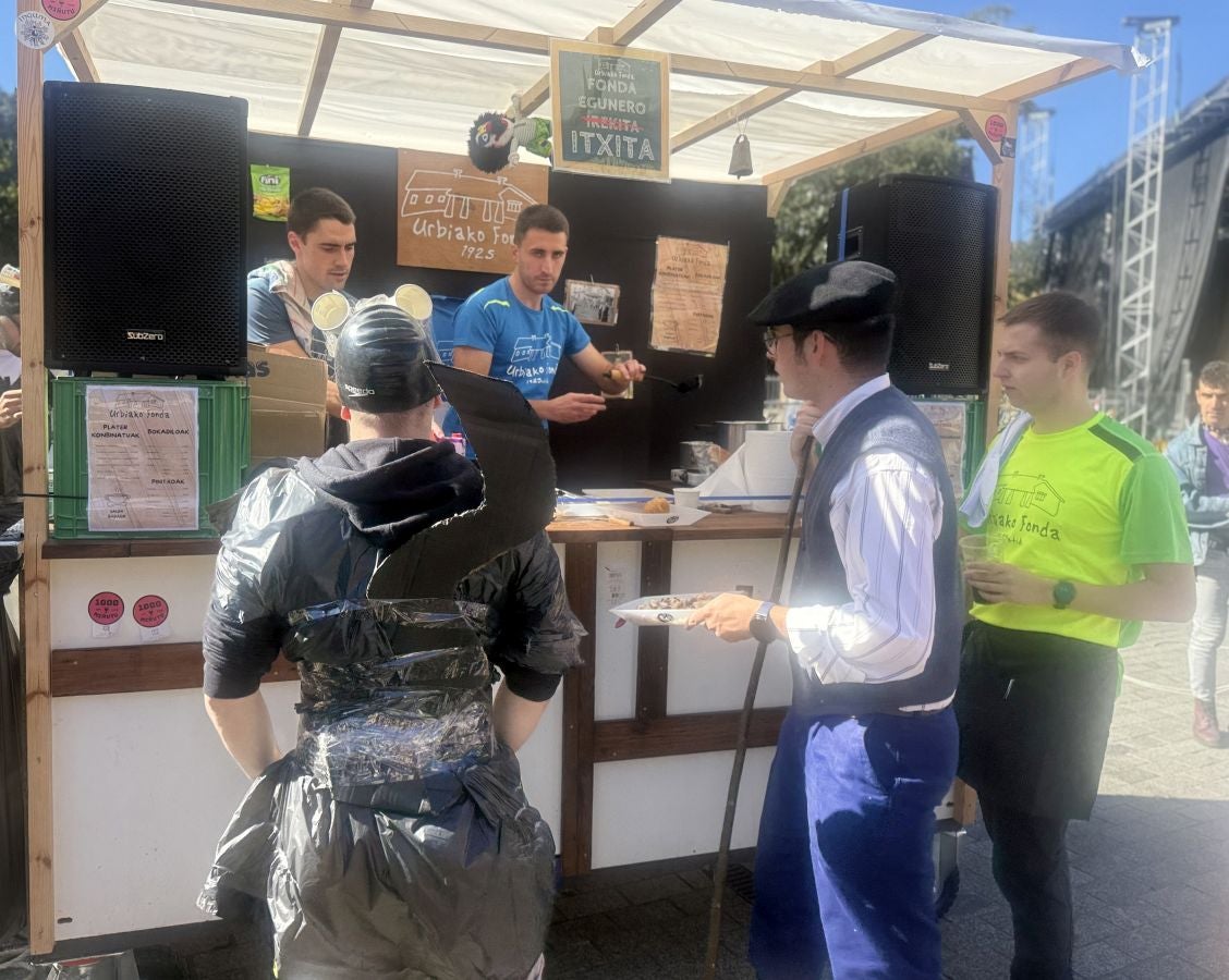 La locura de la Bixamon de Rosario: de la flotilla a Mitoaroa