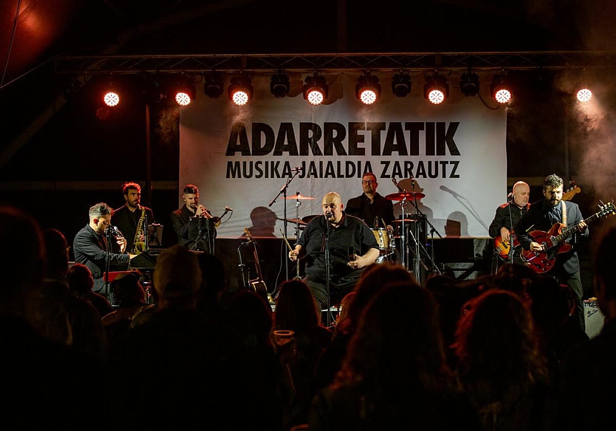 El grupo catalán Rambalaya, durante su actuación.